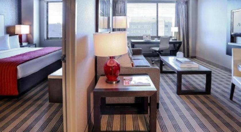 Avenue Suites Georgetown Вашингтон Экстерьер фото